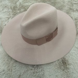 Baby pink Brixton hat from Bloomingdales size S